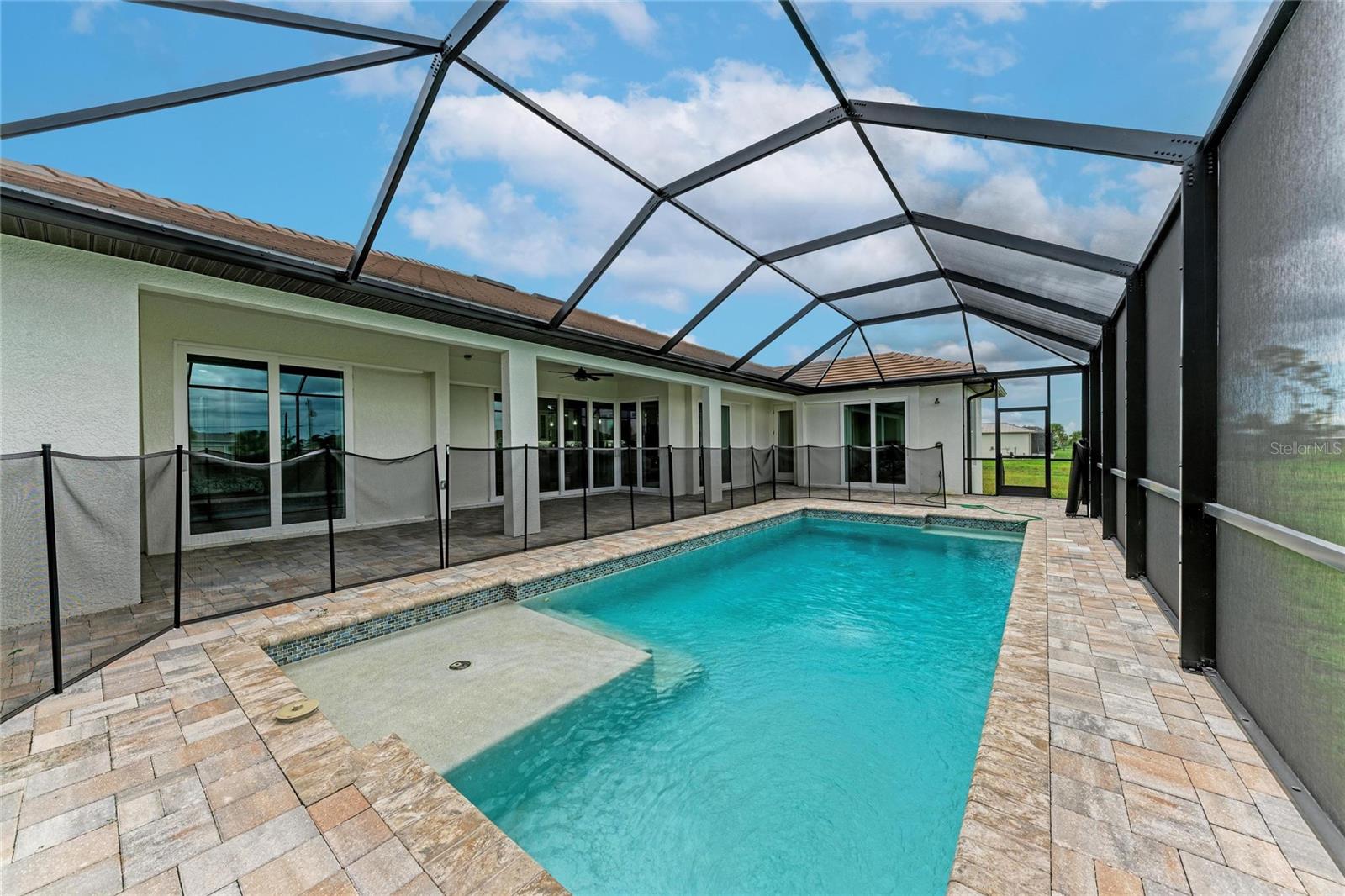 O6302059 Property Photo 51