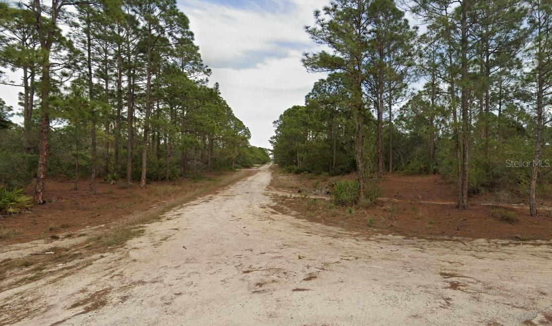 401 Wind Rose Ave Property Photo 5