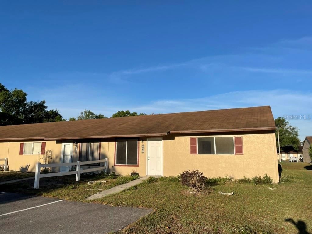 516 E Rosewood Ln Property Photo 1