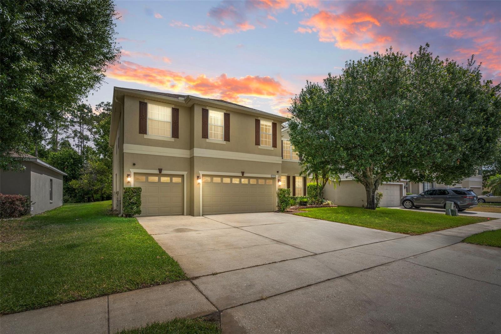 555 Carey Way Property Photo 1