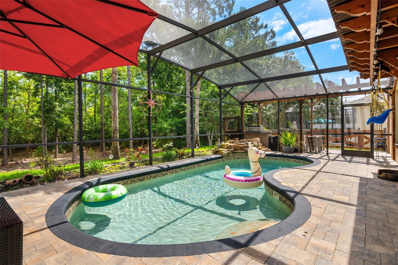 555 Carey Way Property Photo 2