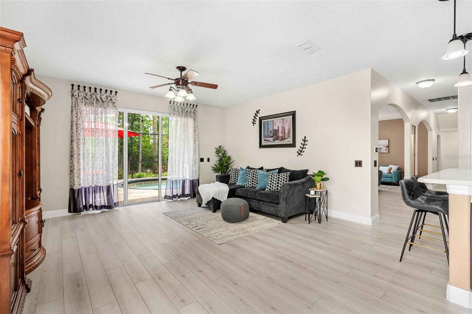 555 Carey Way Property Photo 15