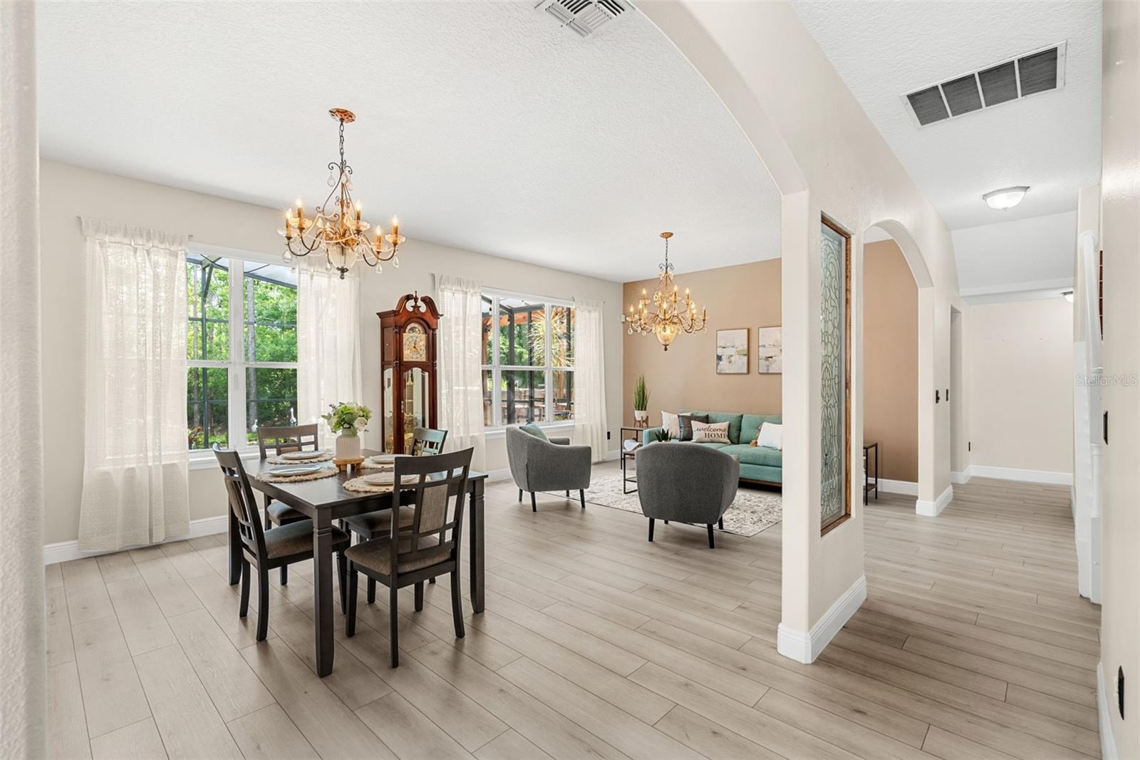 555 Carey Way Property Photo 18