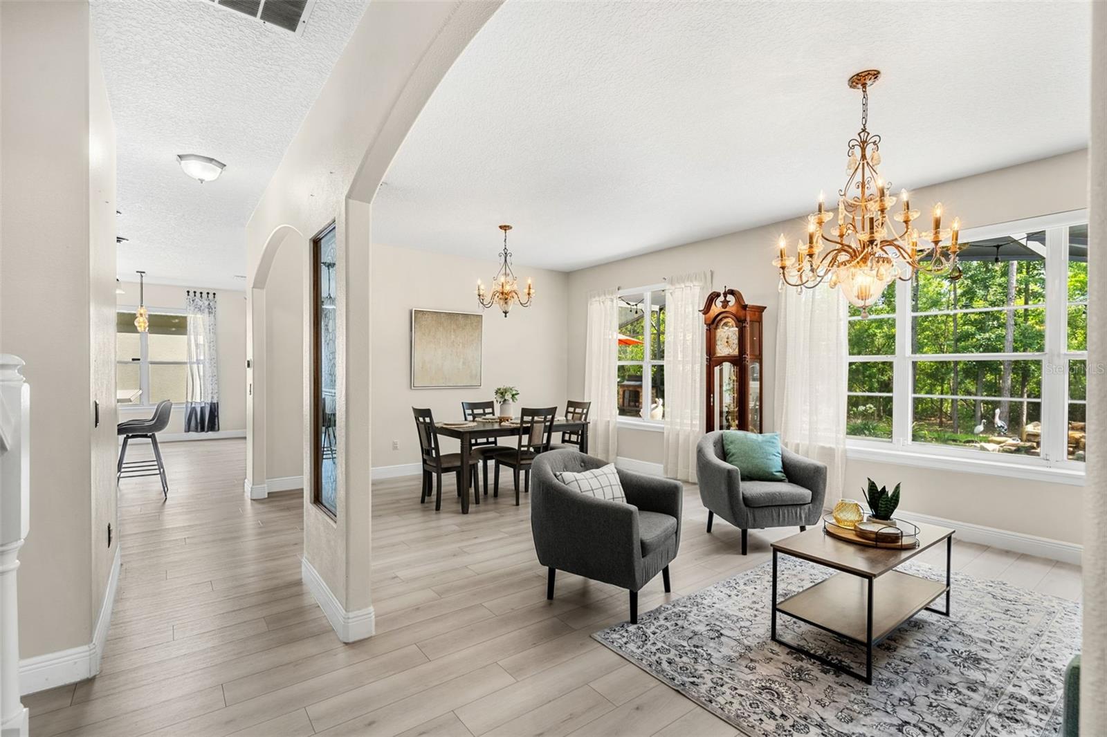 555 Carey Way Property Photo 19