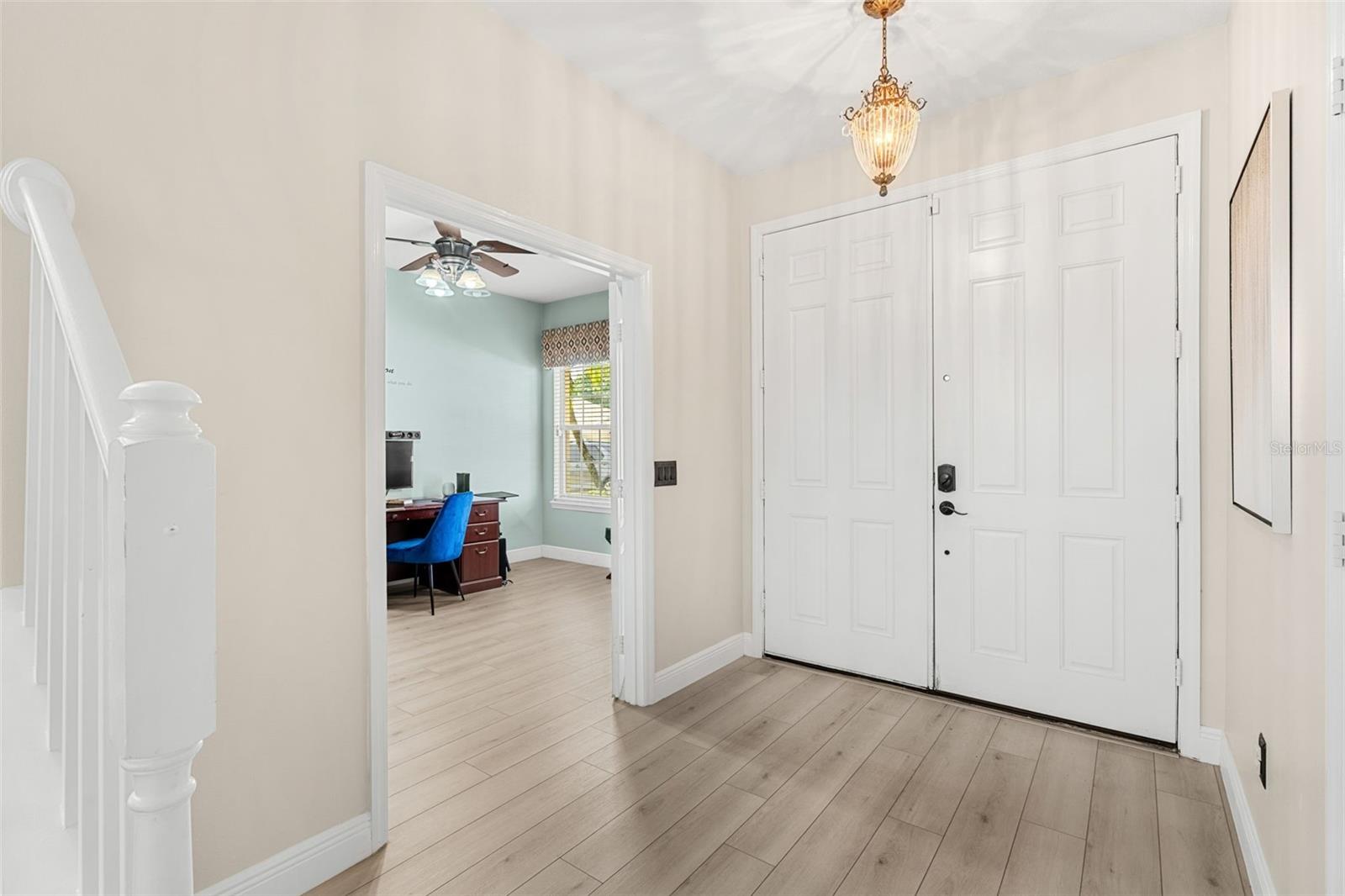 555 Carey Way Property Photo 24