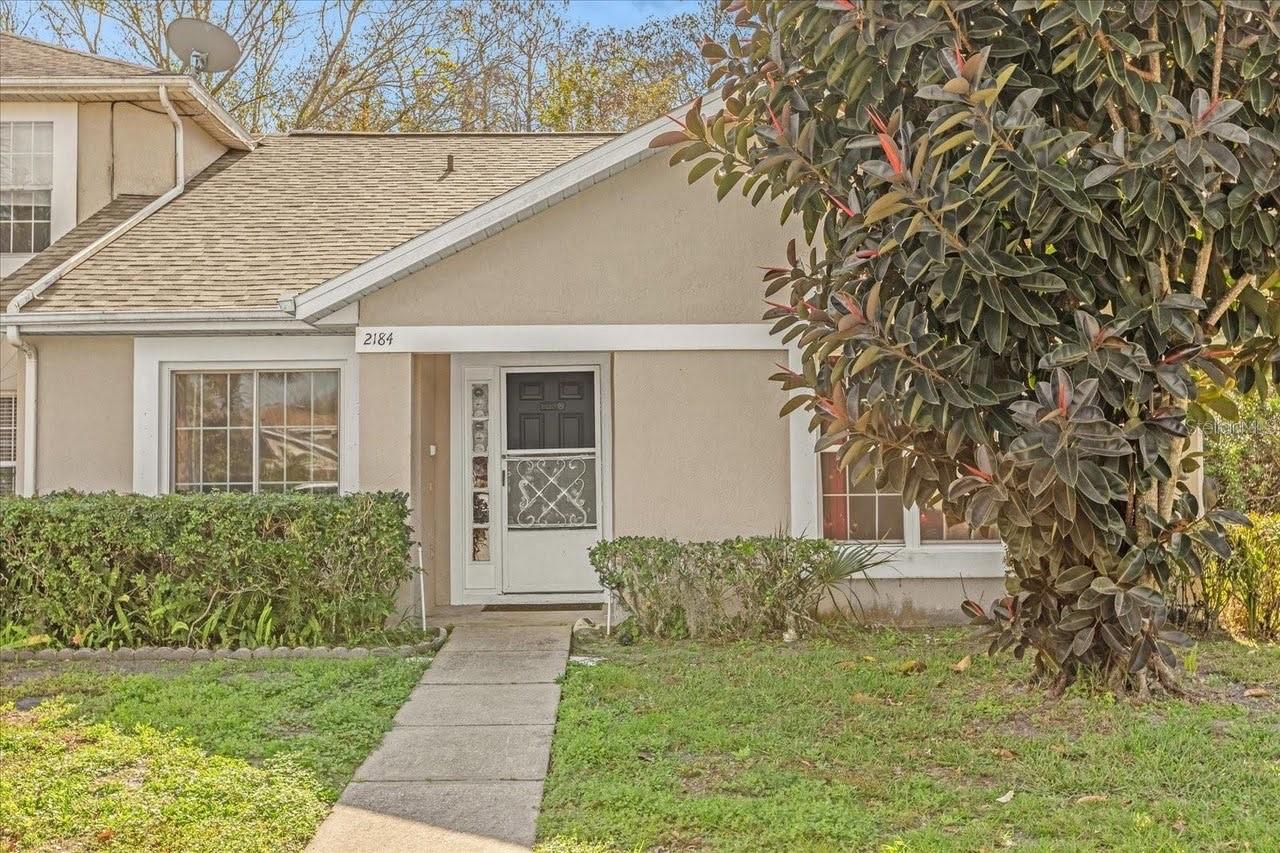 2184 Cypress Bay Blvd Property Photo 1