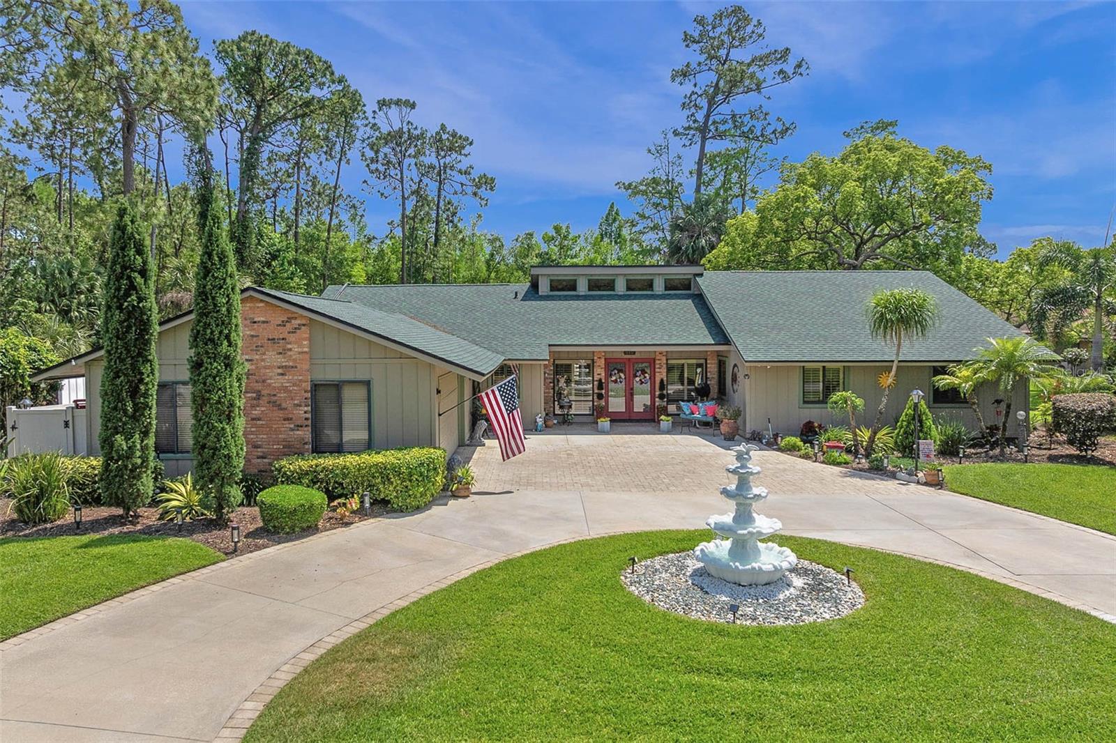 114 Sand Pine Pl Property Photo 1