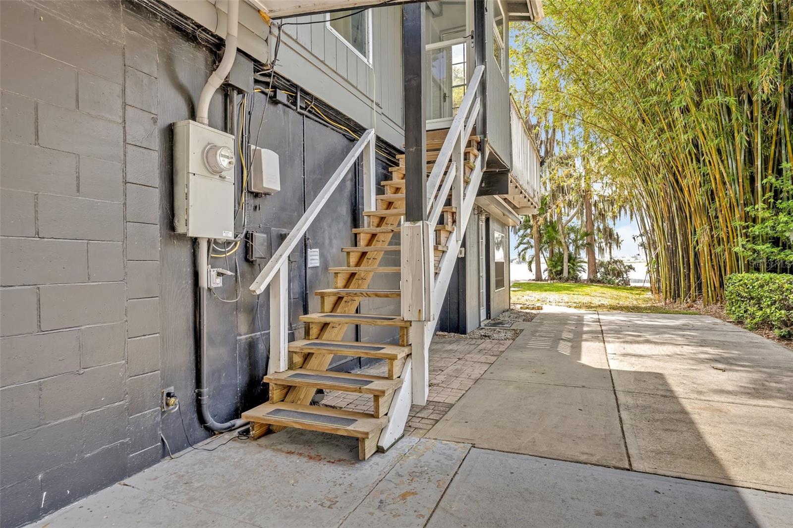 11424 Westwood Blvd Property Photo 24