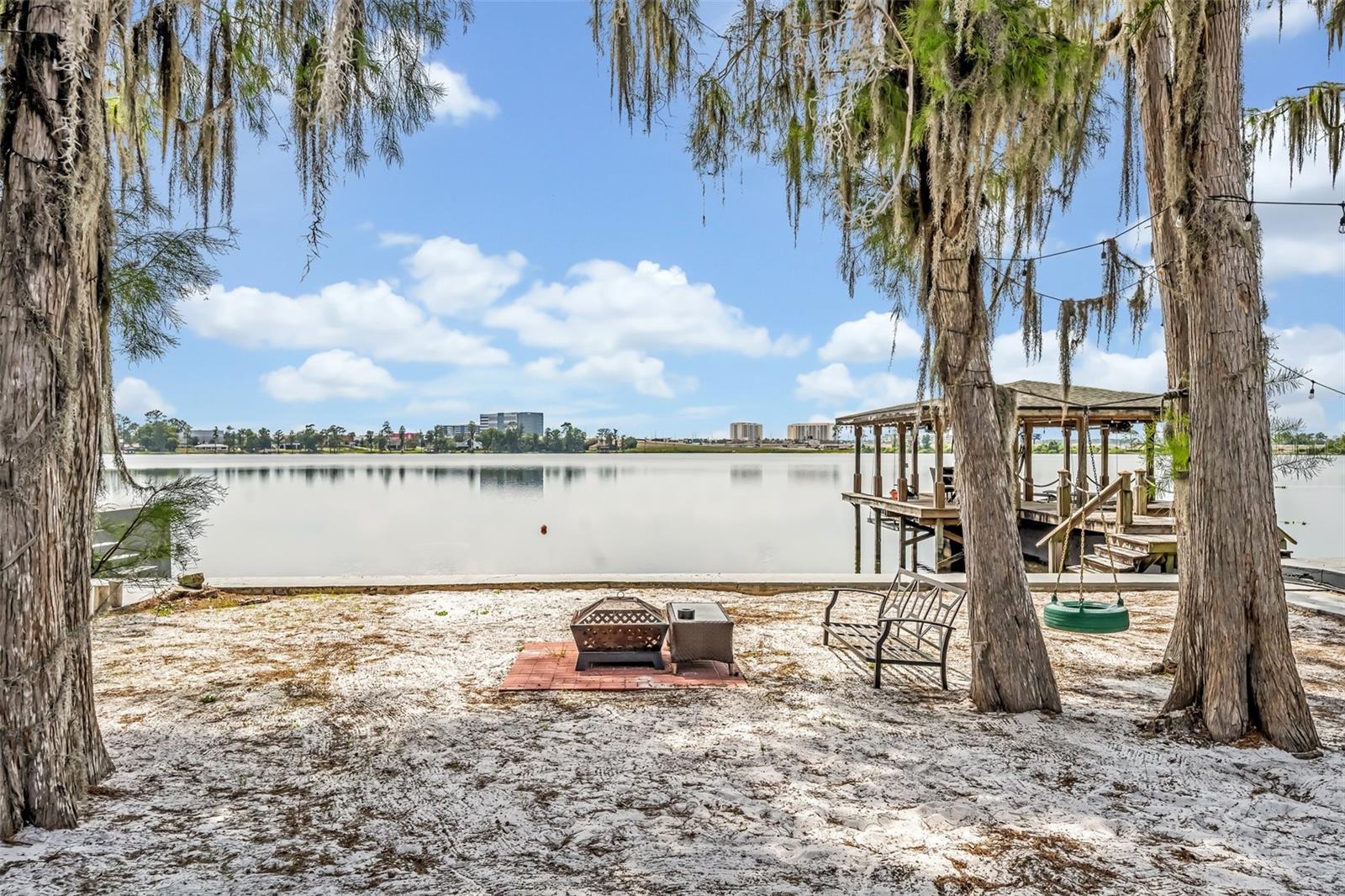 11424 Westwood Blvd Property Photo 43