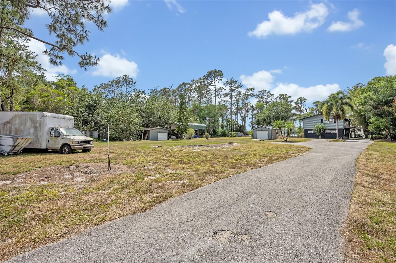 11424 Westwood Blvd Property Photo 52