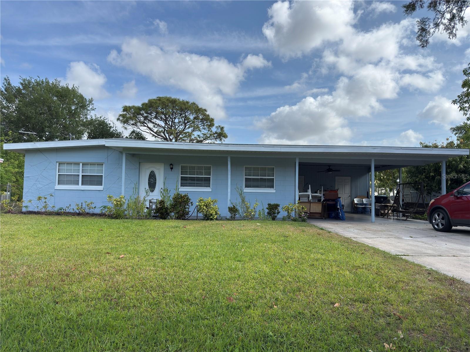 Mollie Ray Elem Real Estate Listings Main Image