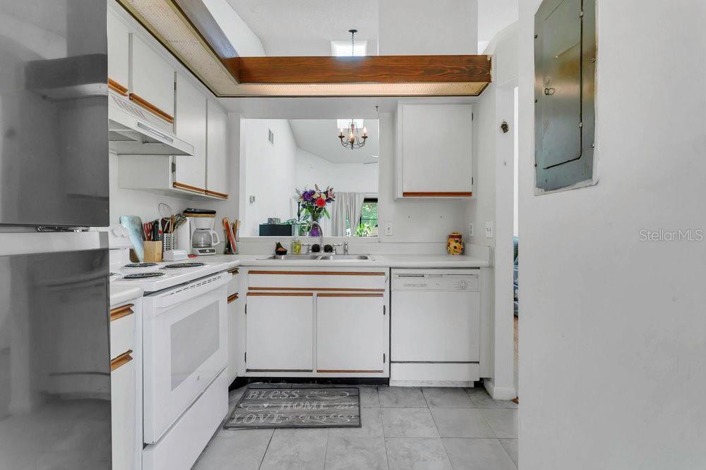 3106 S Semoran Blvd #p-2 Property Photo 6