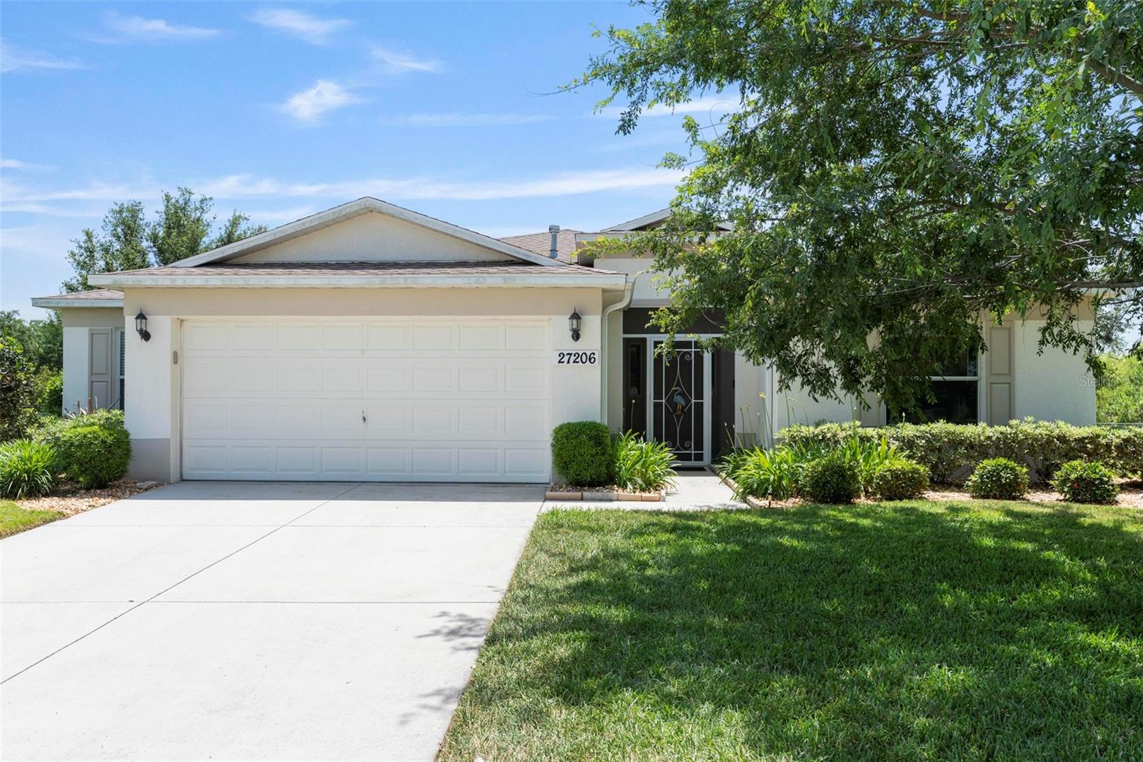 27206 Jade Isle Ct Property Photo