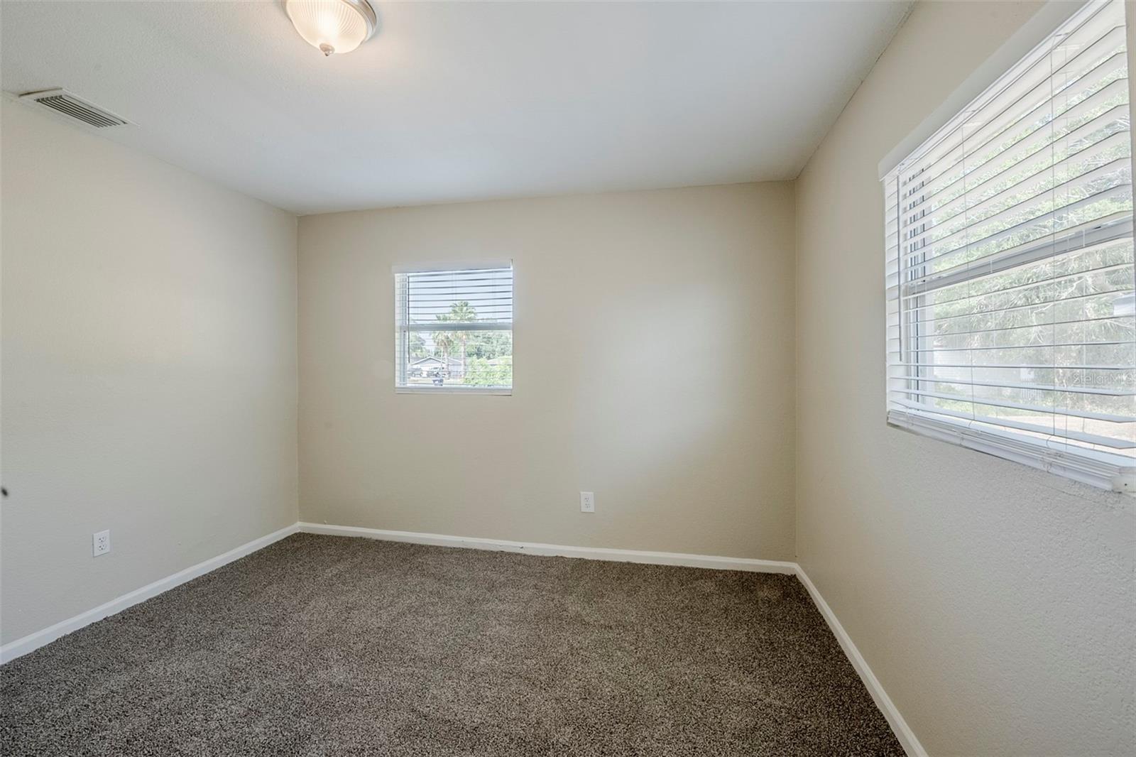 72 Campus View Dr Property Photo 24