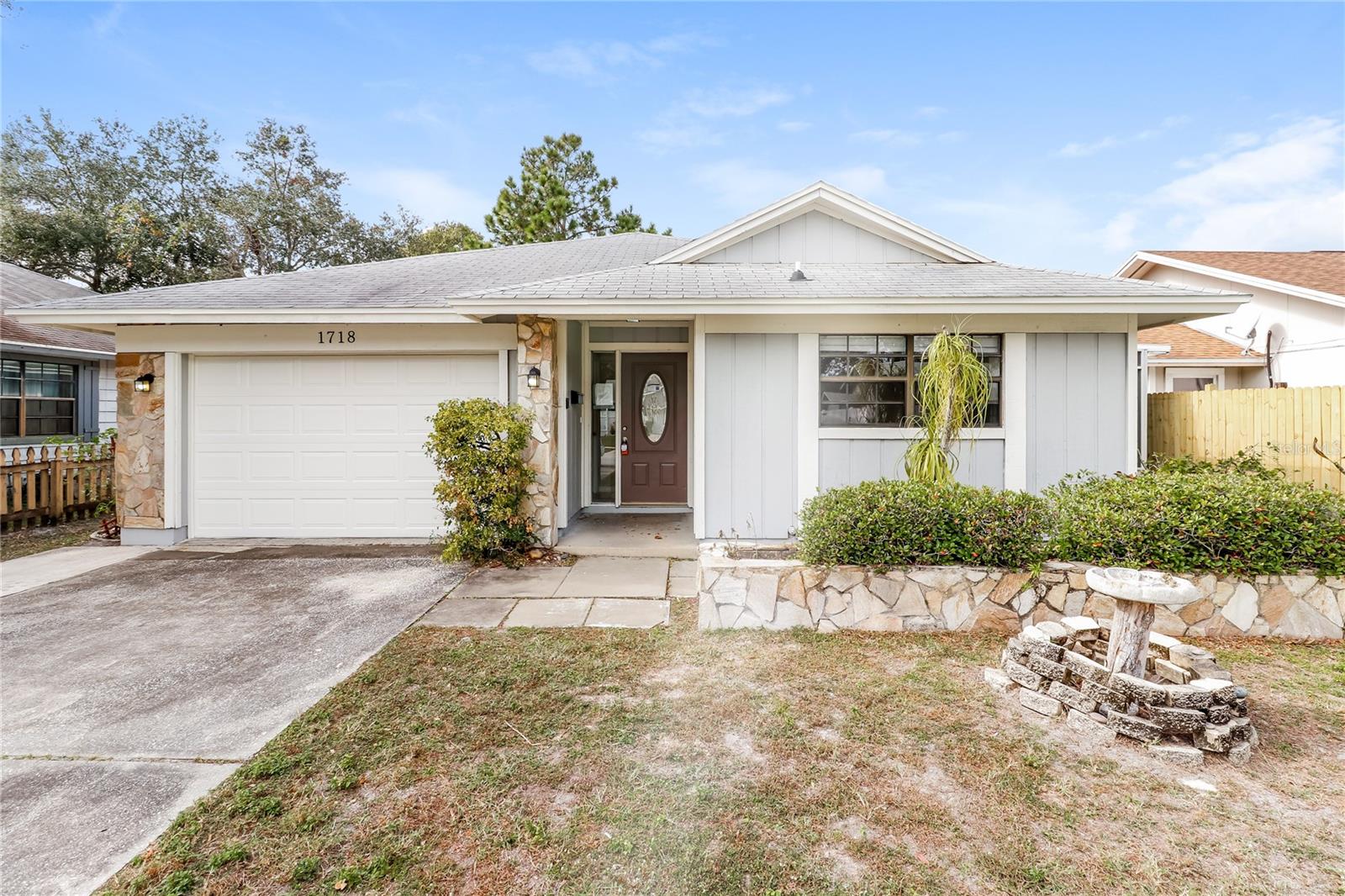 1718 Tall Pines Dr Property Photo