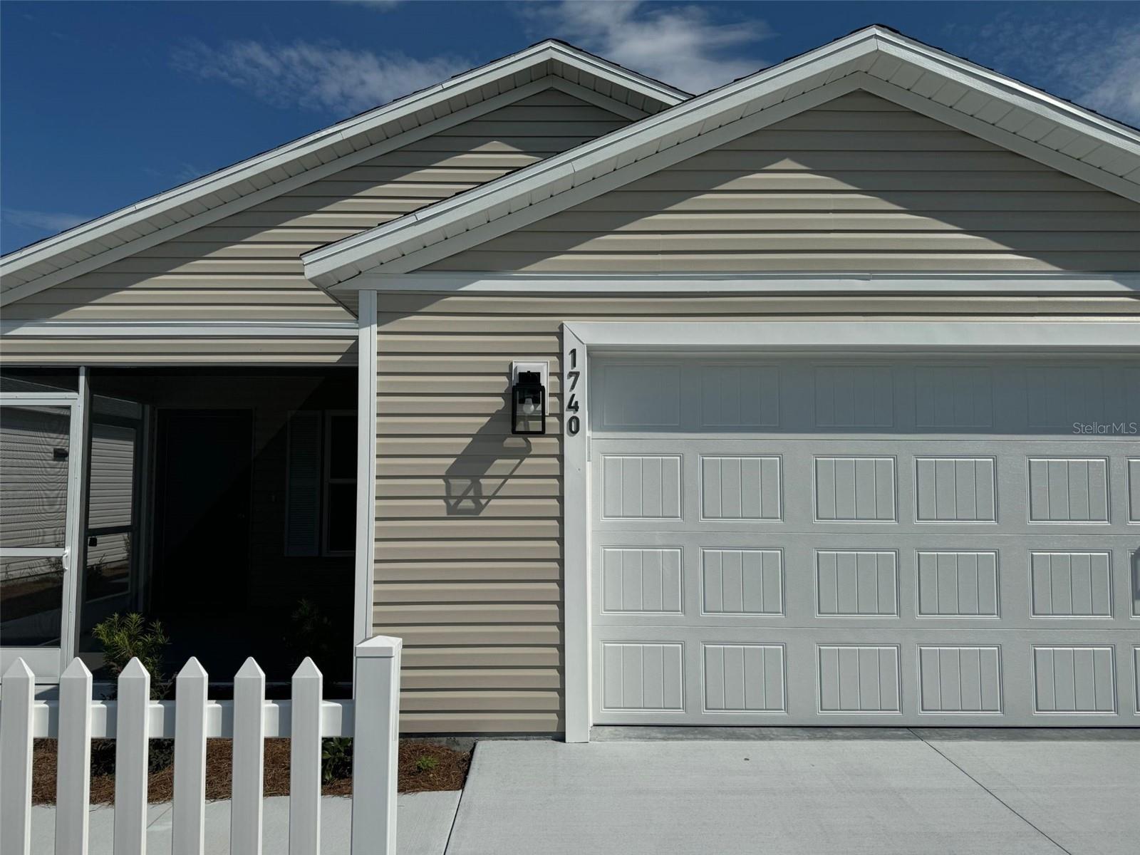 1740 Yvonia Court Property Photo