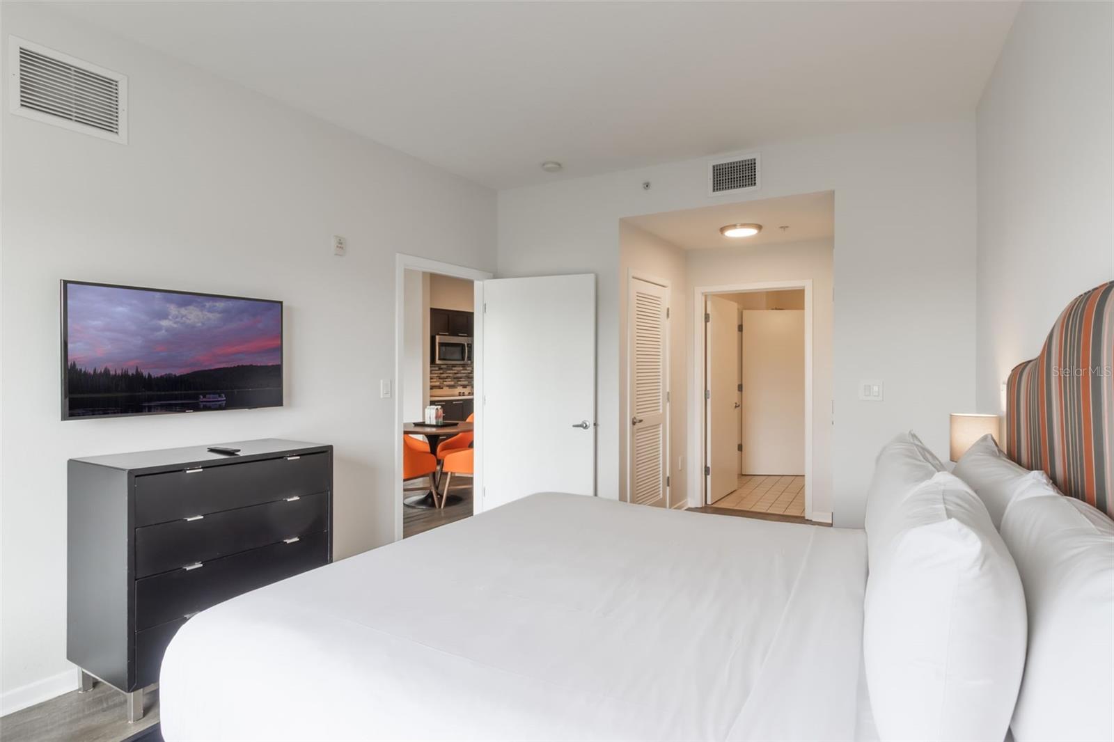 225 Celebration Pl #401 Property Photo 15