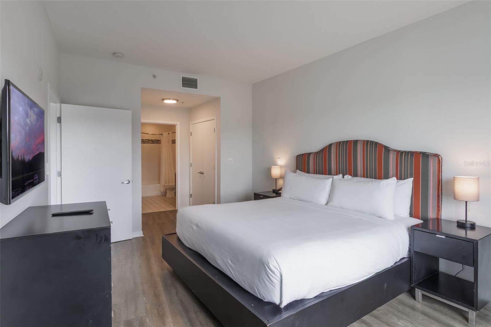 225 Celebration Pl #401 Property Photo 16