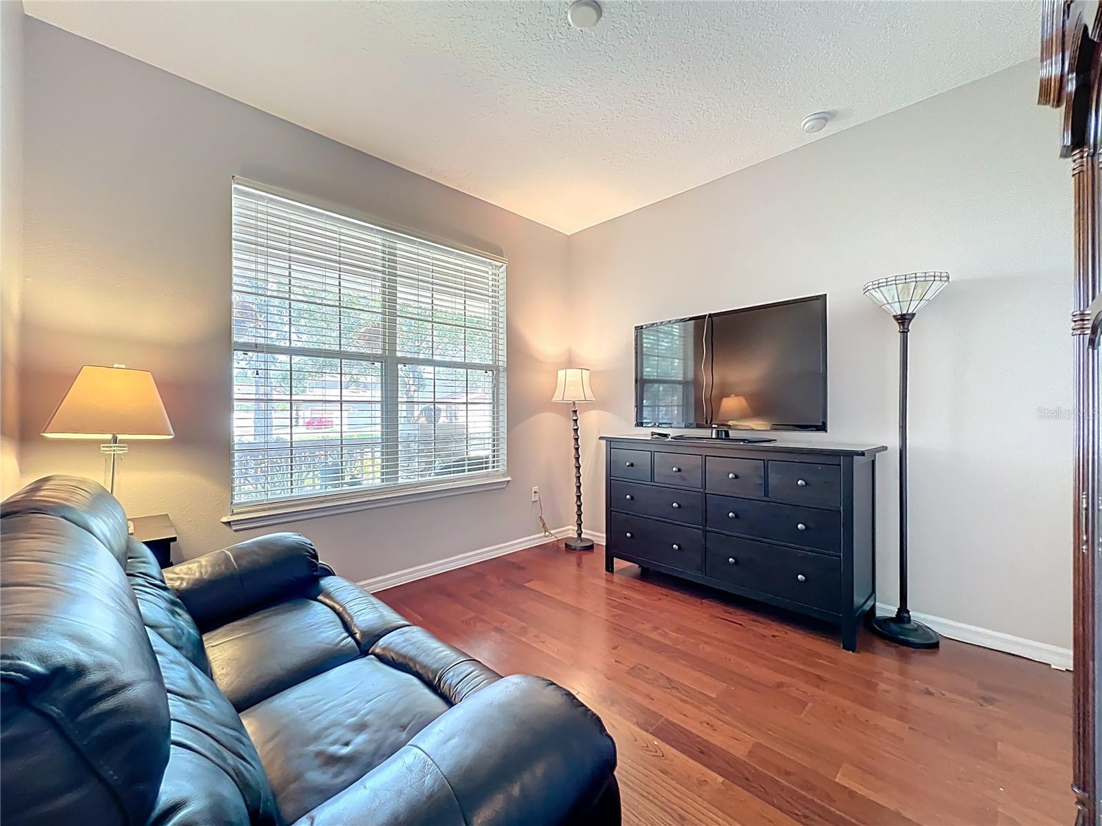 12724 Bideford Ave Property Photo 10