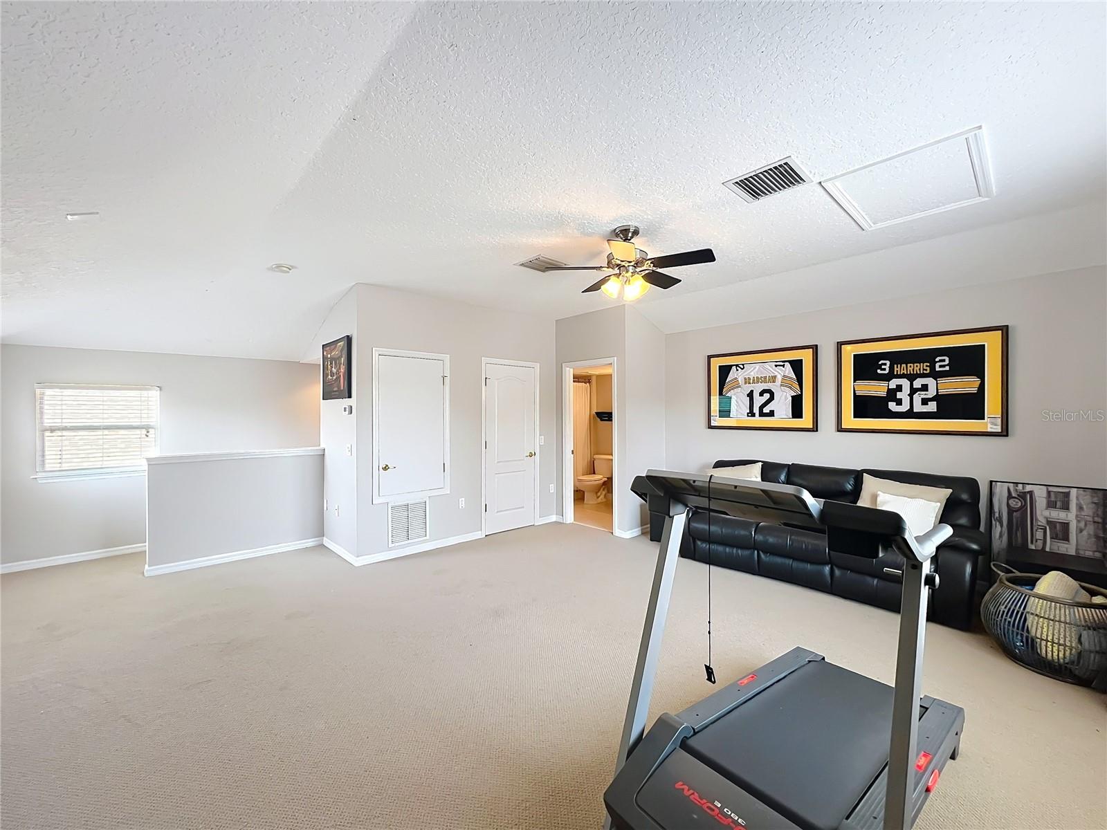 12724 Bideford Ave Property Photo 19