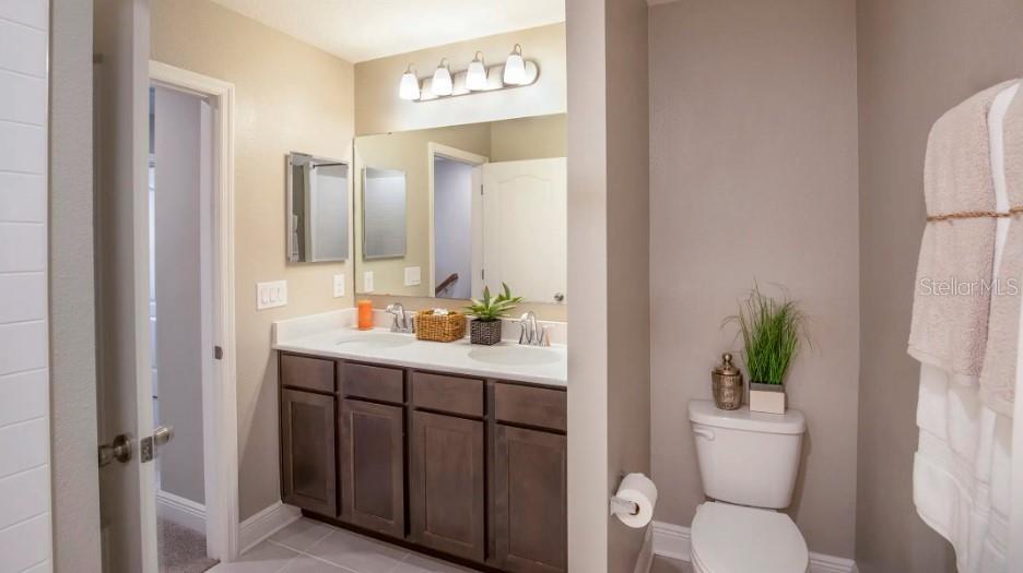 3828 Bluethread Way Property Photo 14