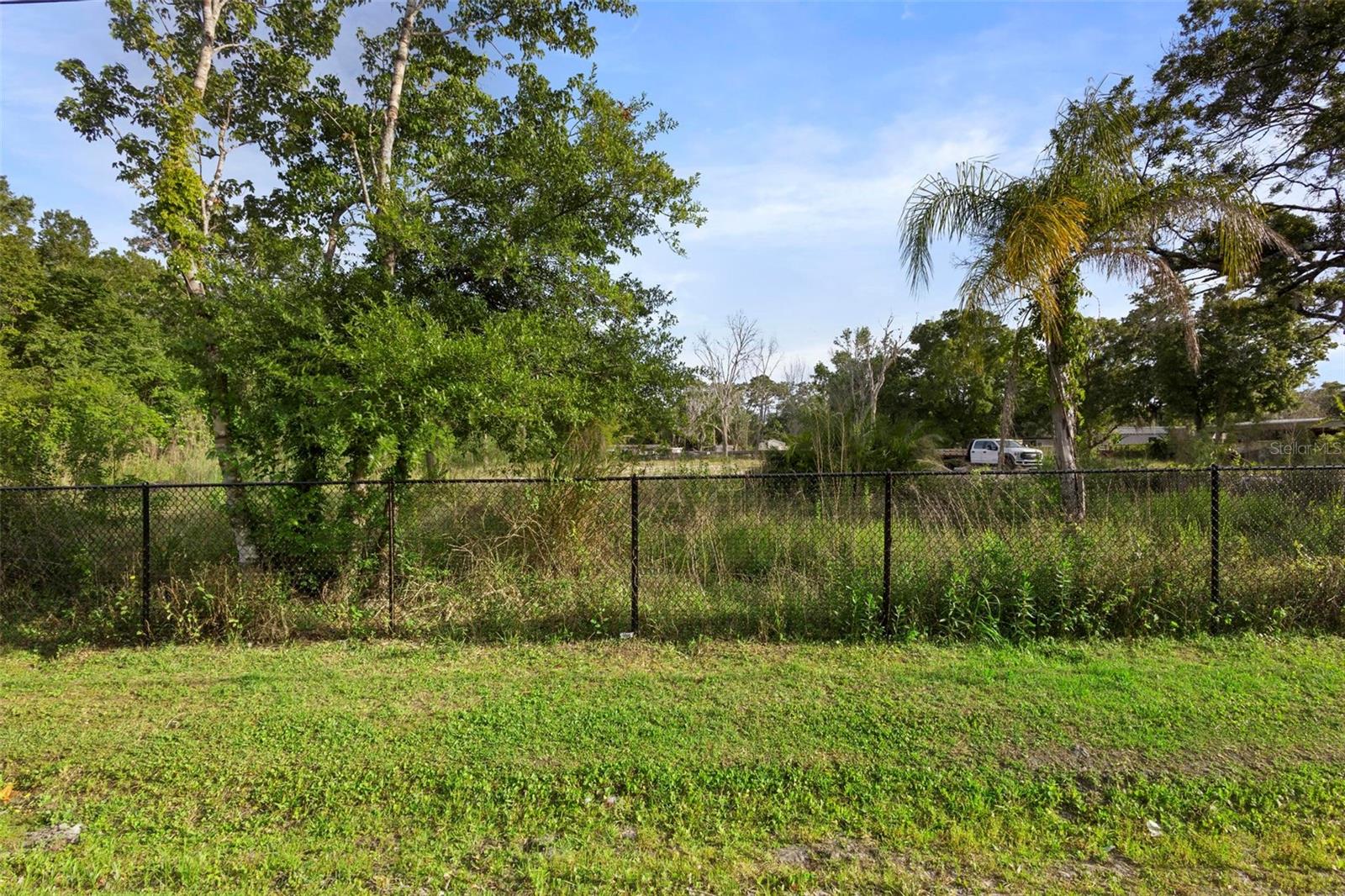 17520 Evans Trl Property Photo 2