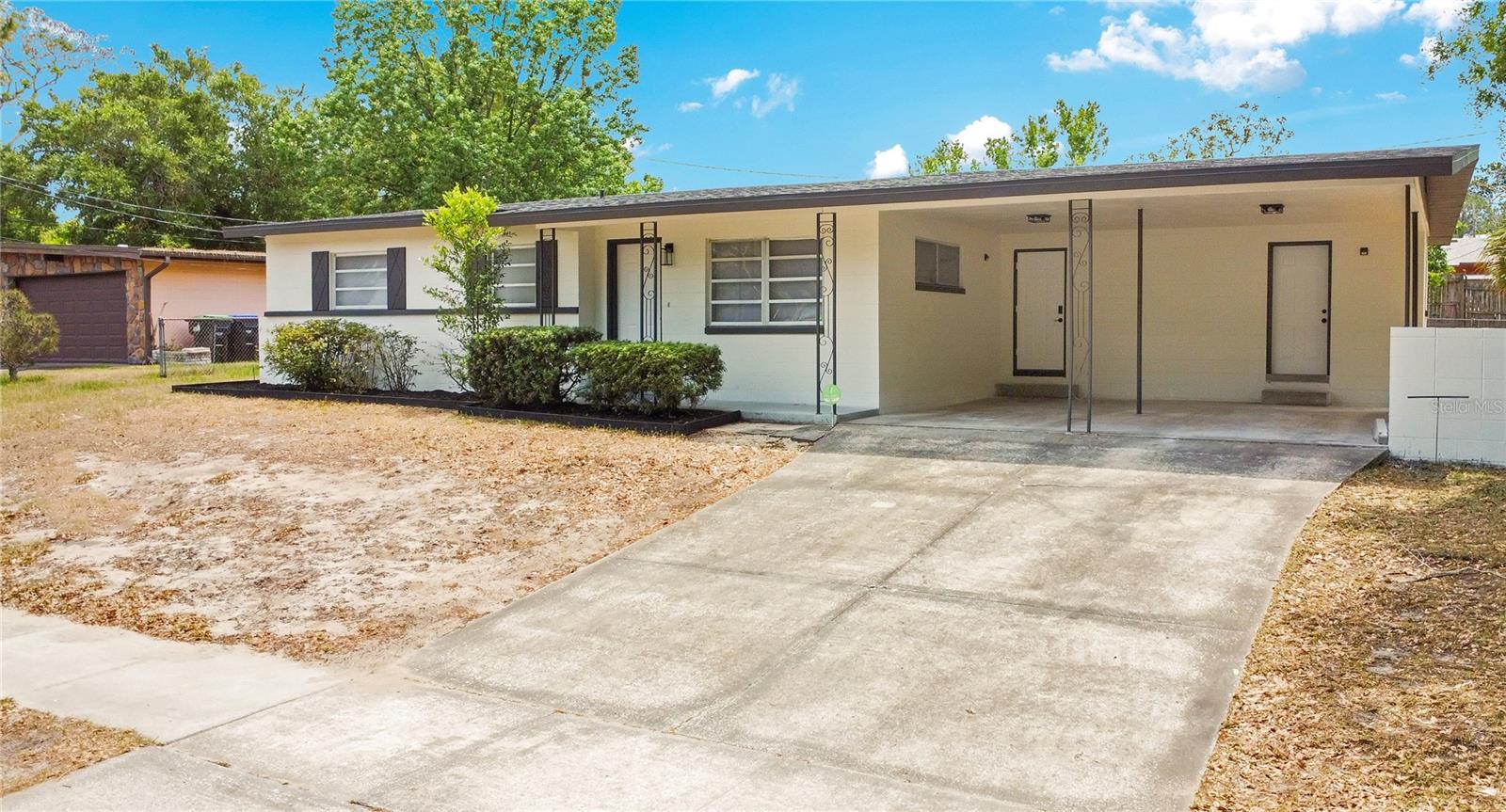 6820 Ambassador Dr Property Photo 1