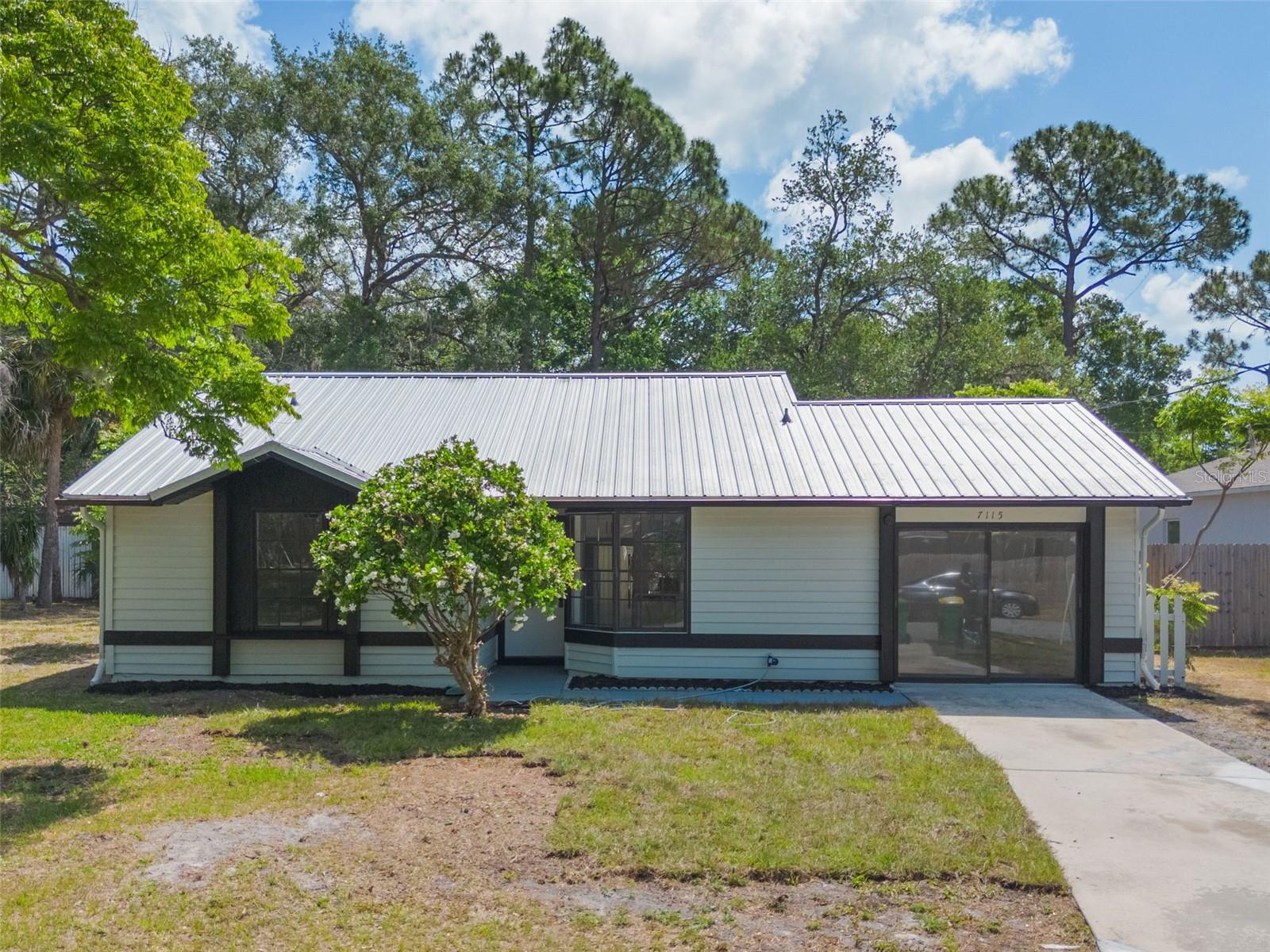 7115 Camilo Rd Property Photo