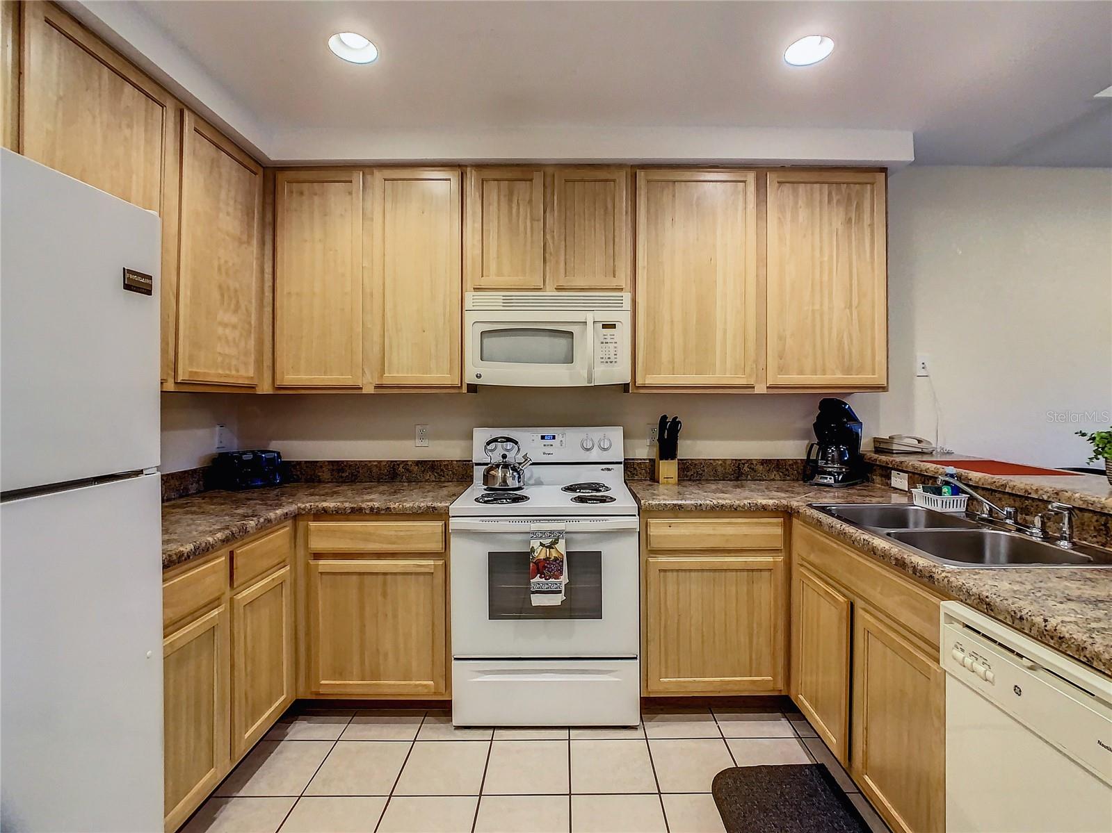 9061 Treasure Trove Ln #403 Property Photo 16