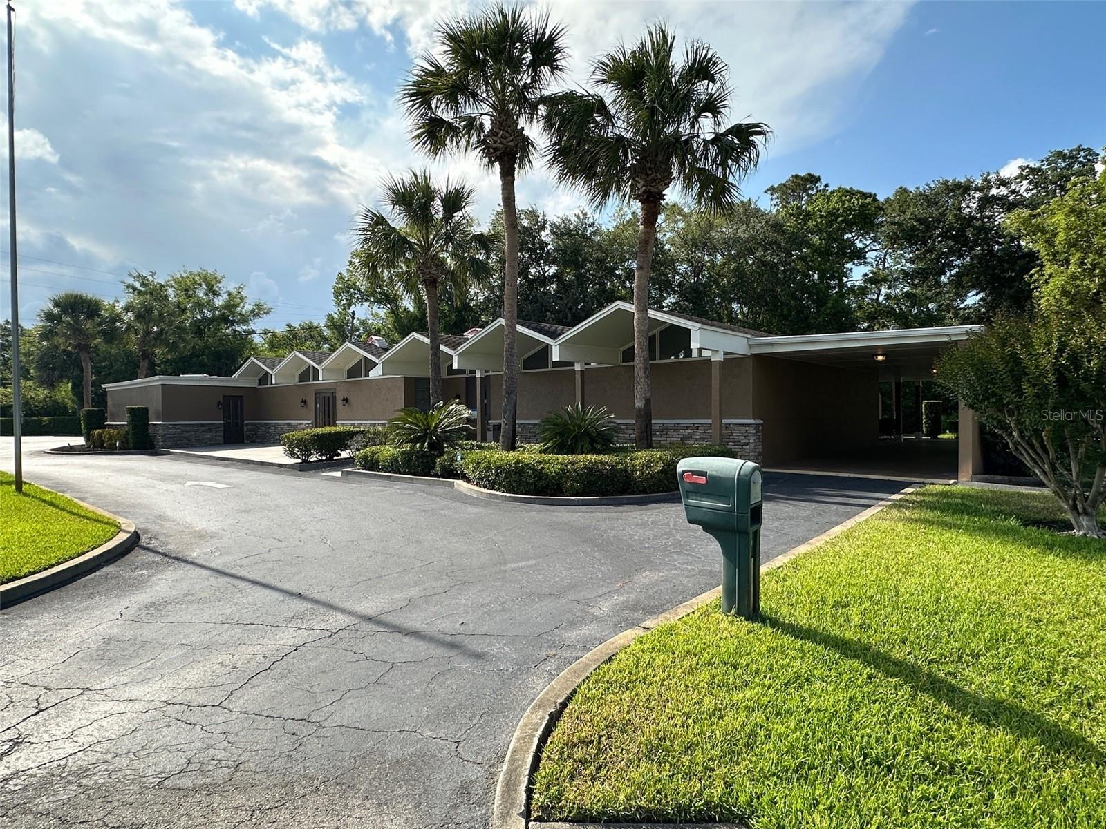 500 E Airport Blvd Property Photo 1