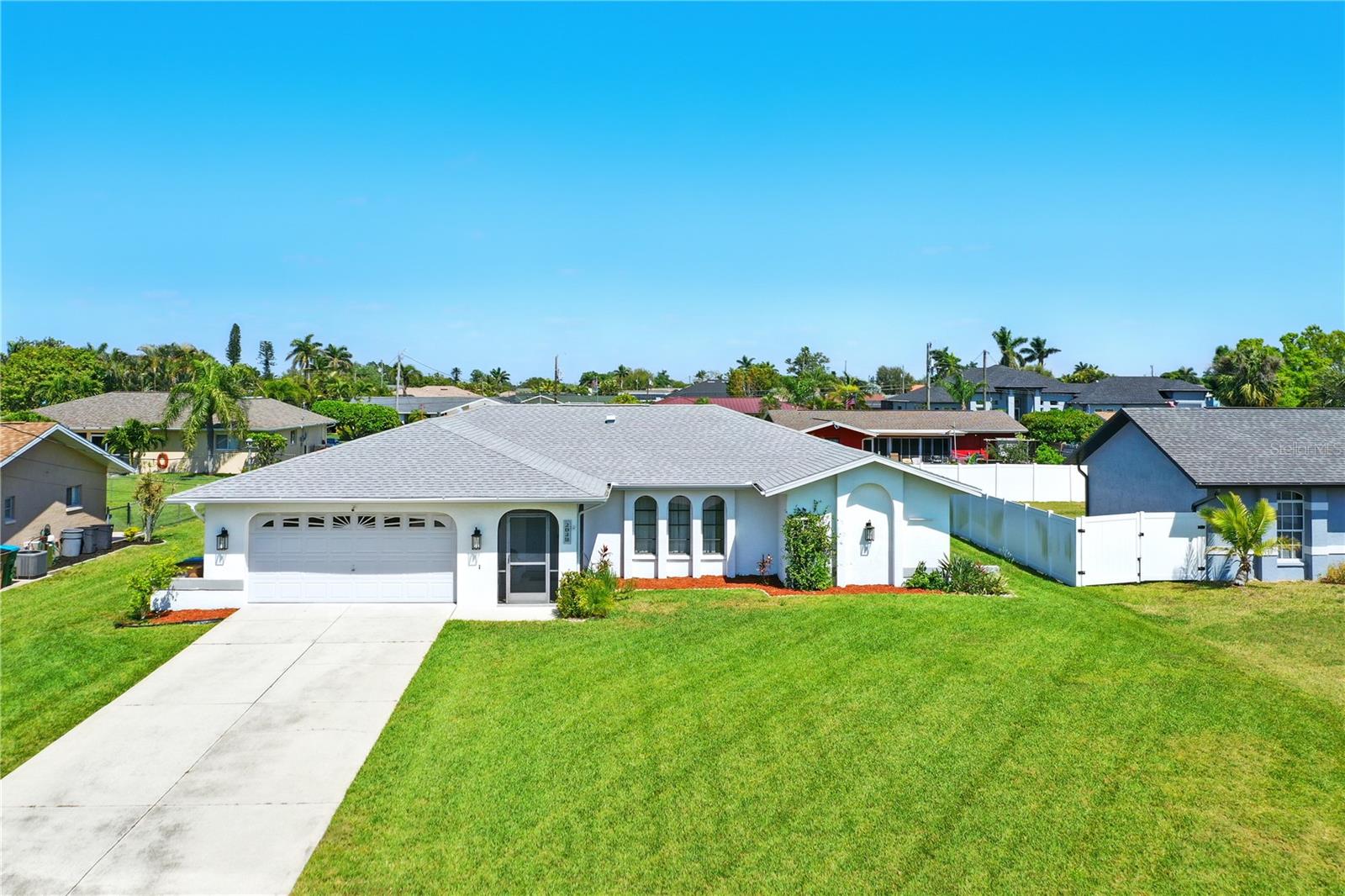 2039 Coral Point Dr Property Photo