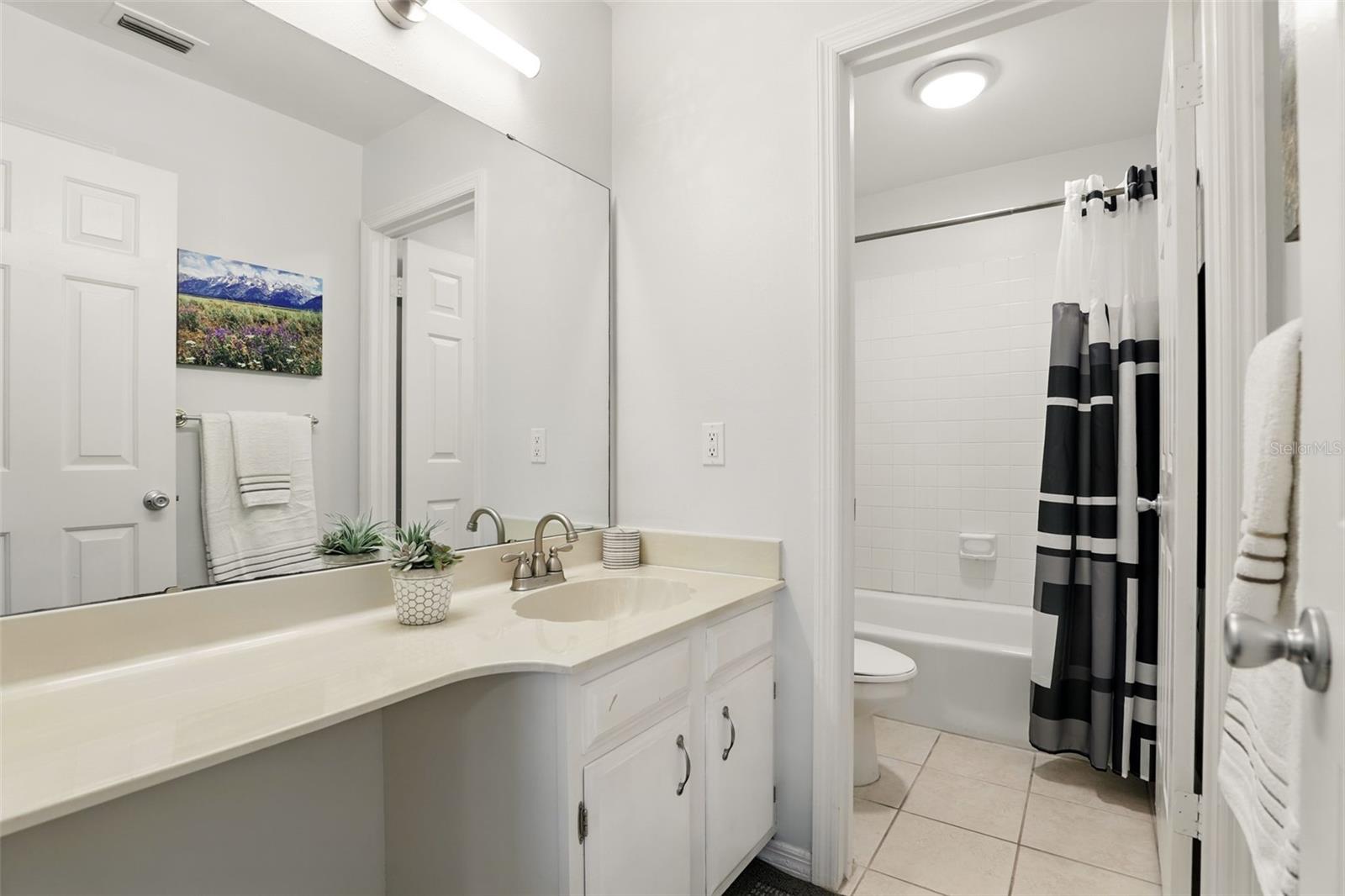 1136 Villa Ln #96 Property Photo 9