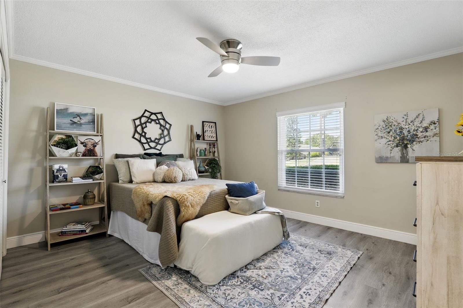 1136 Villa Ln #96 Property Photo 10