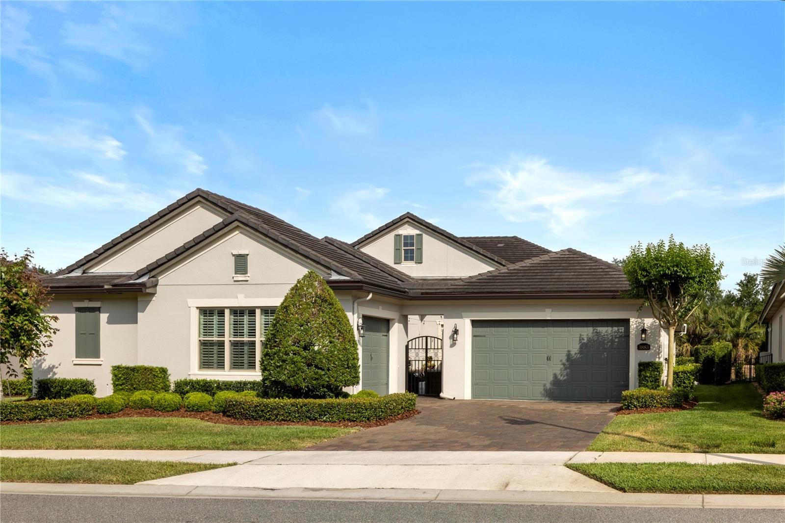 3883 GRASSLAND LOOP Property Photo 1