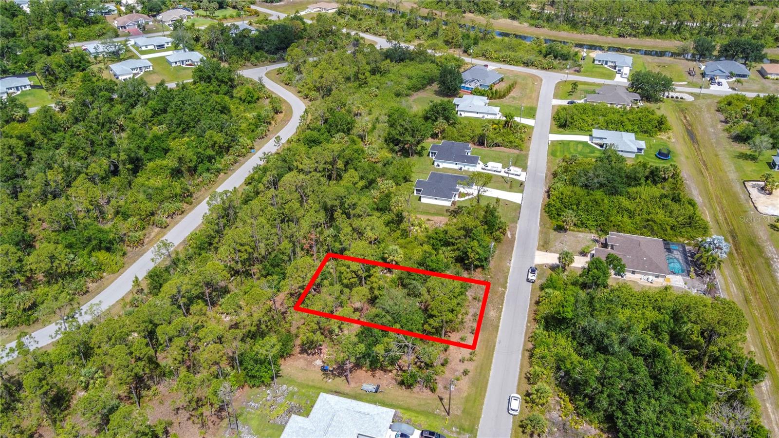 Lisa Blvd Property Photo 1