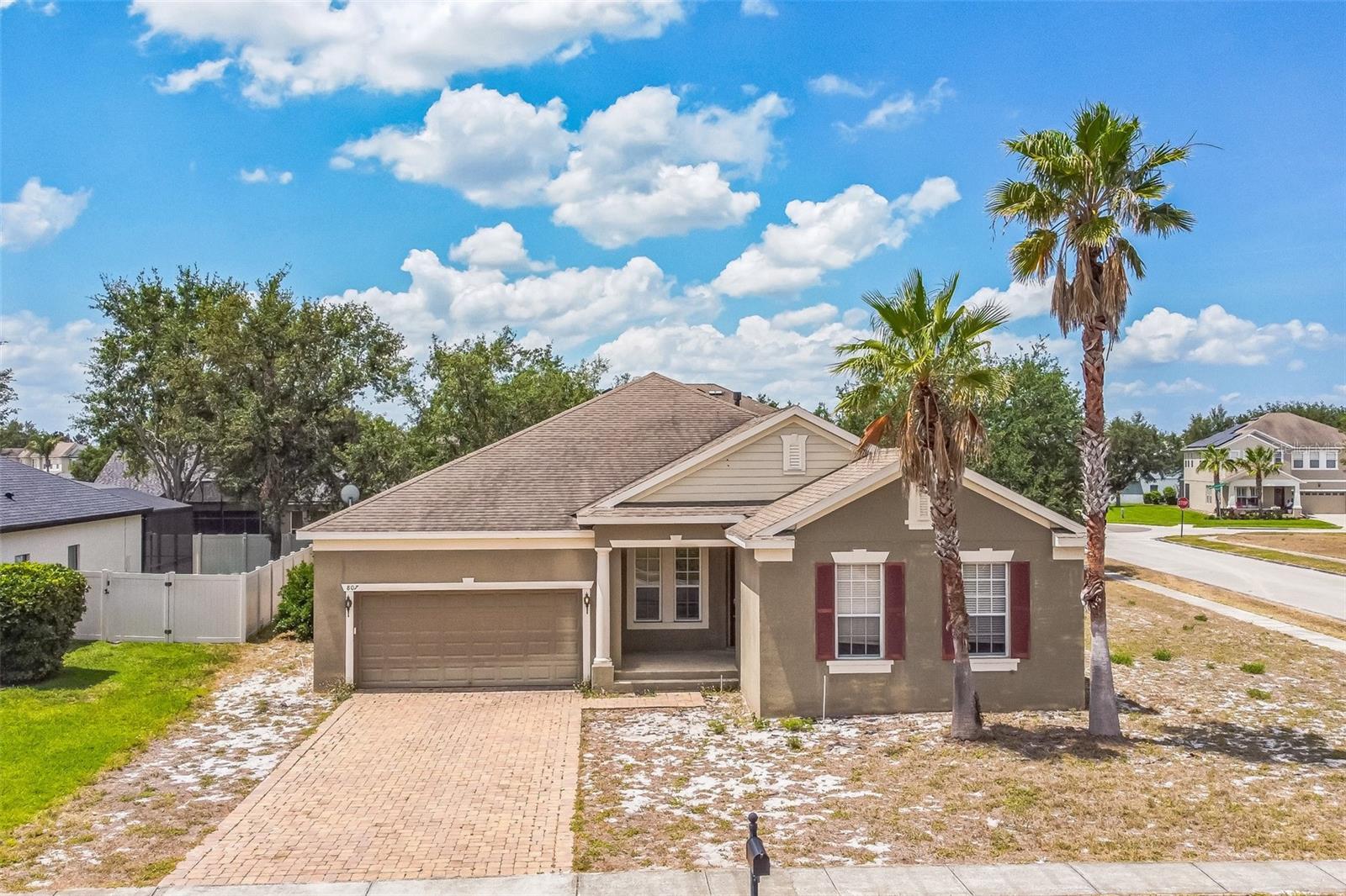 807 Ayden Oak Ln Property Photo 1