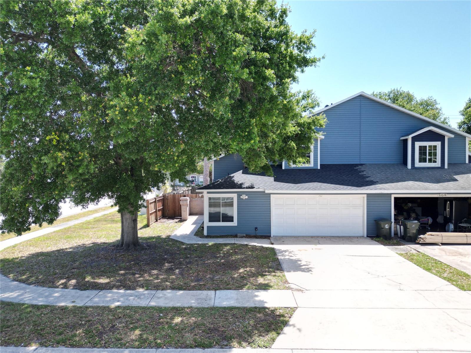 702 White Pine Ave Property Photo 1