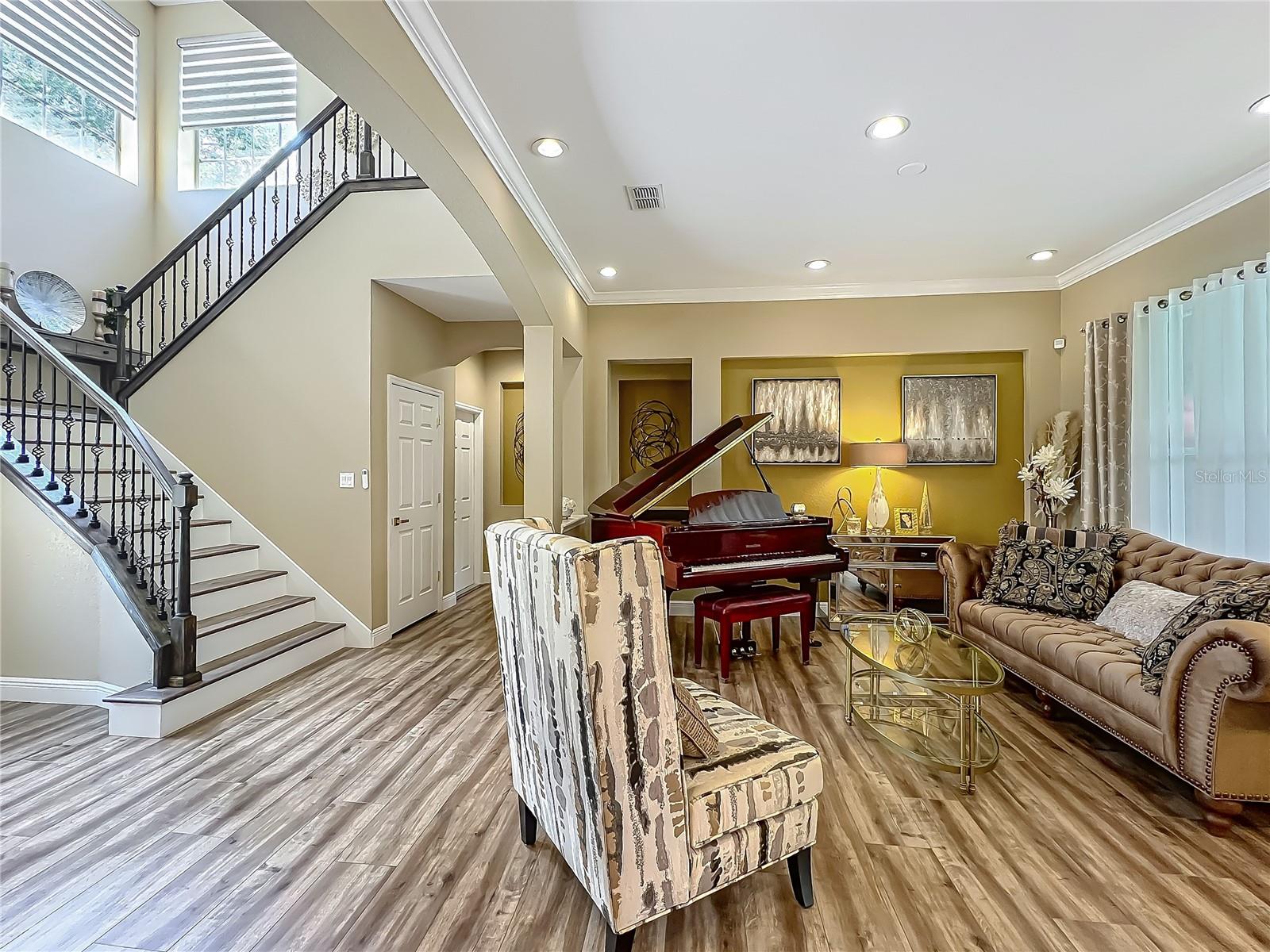 3008 Sutton Woods Dr Property Photo 6