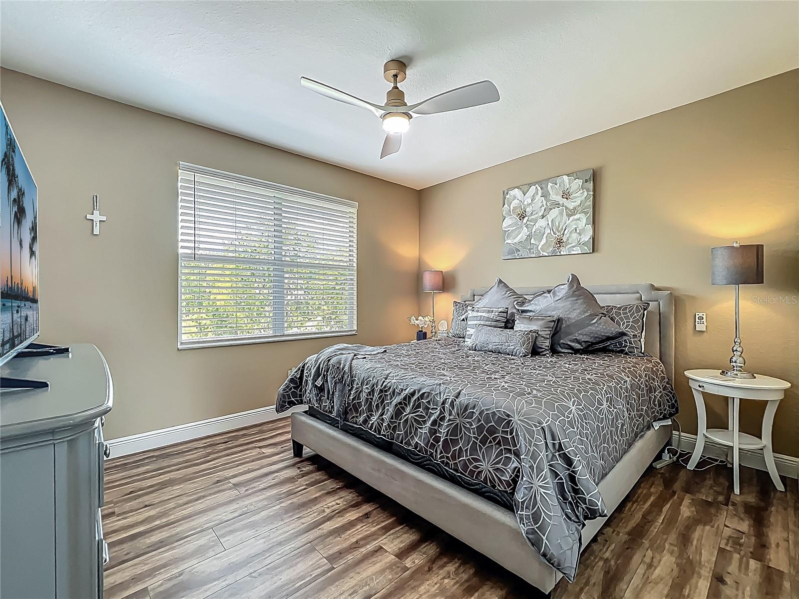 3008 Sutton Woods Dr Property Photo 43