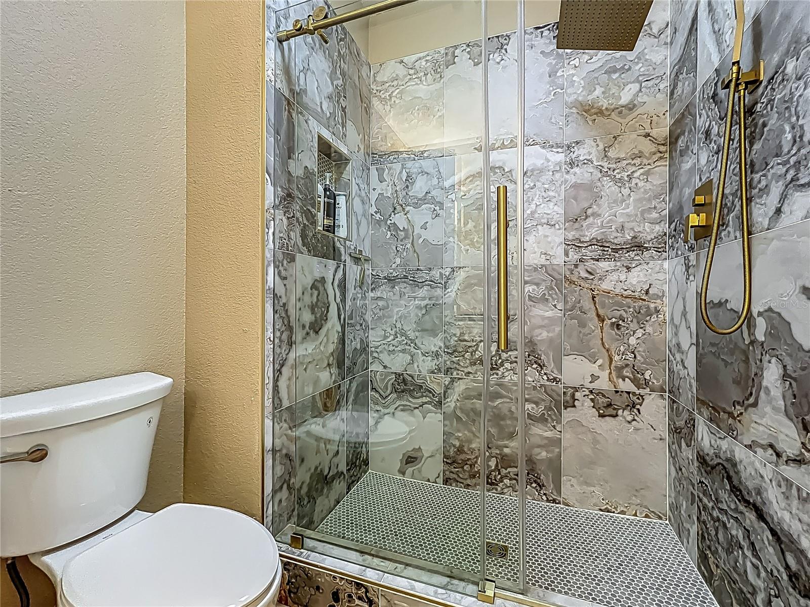 3008 Sutton Woods Dr Property Photo 48