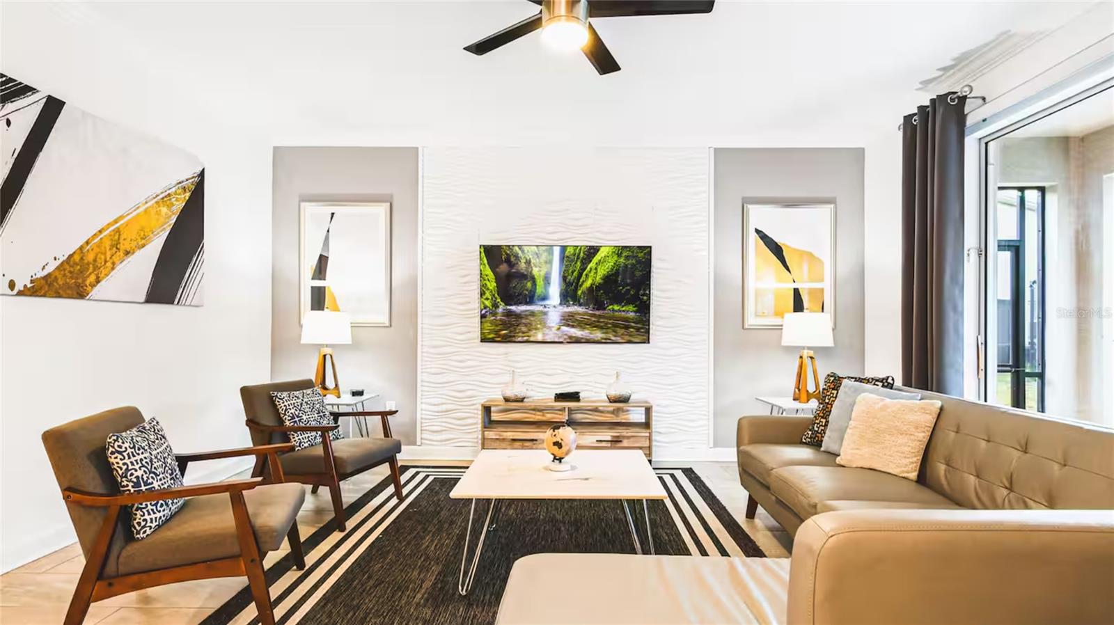 2936 Protagonist St Property Photo 4