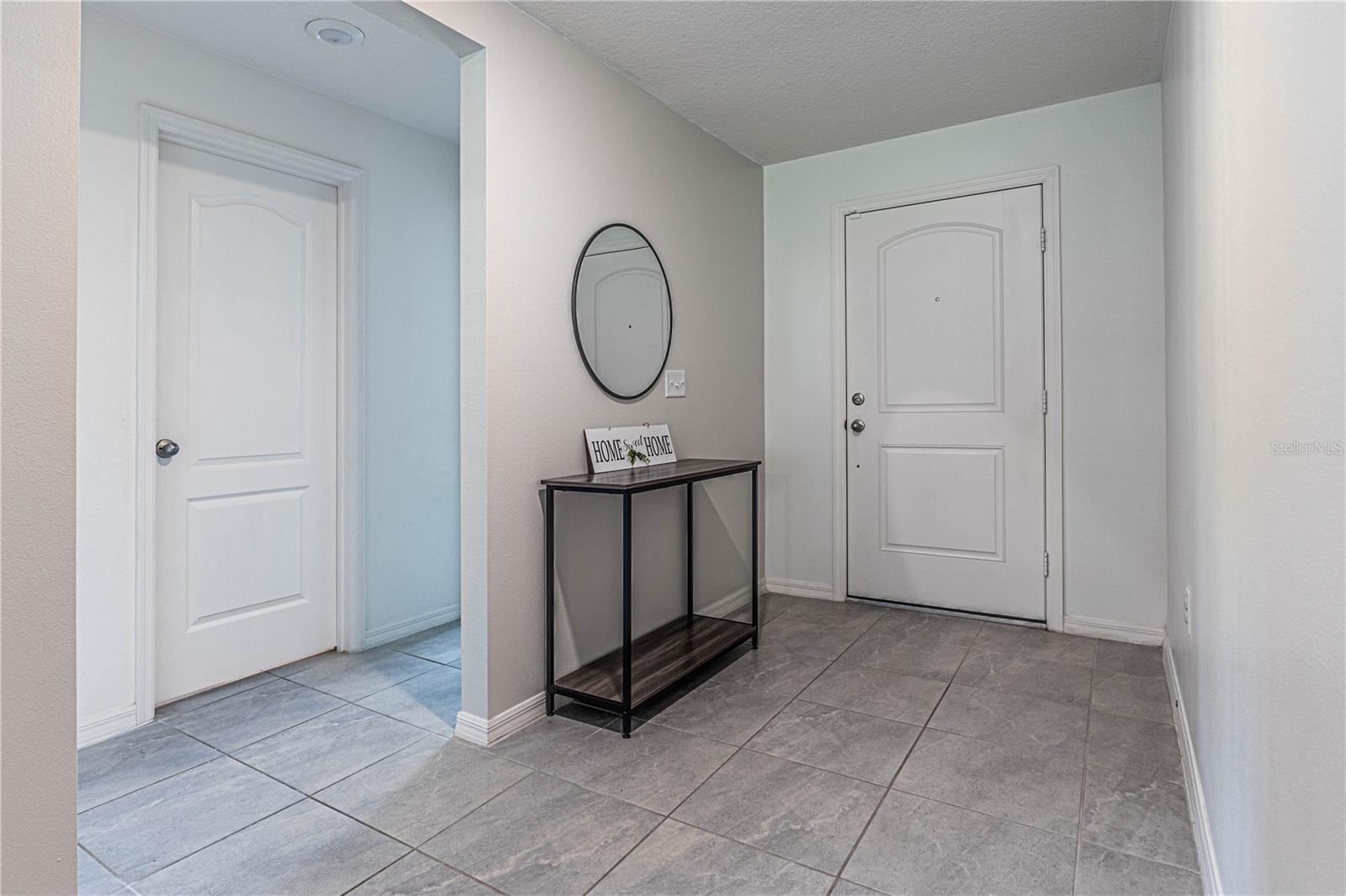 543 Nardello Dr Property Photo 9