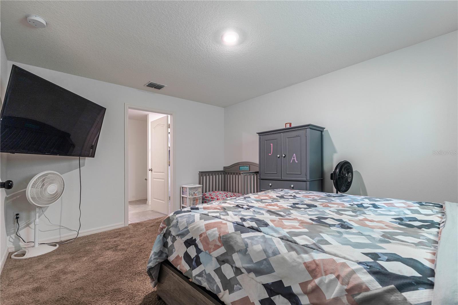 543 Nardello Dr Property Photo 12