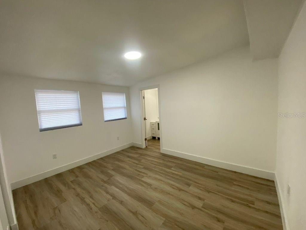 22011 Catherine Ave Property Photo 15