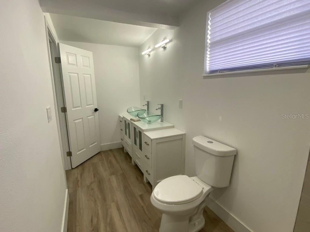 22011 Catherine Ave Property Photo 16