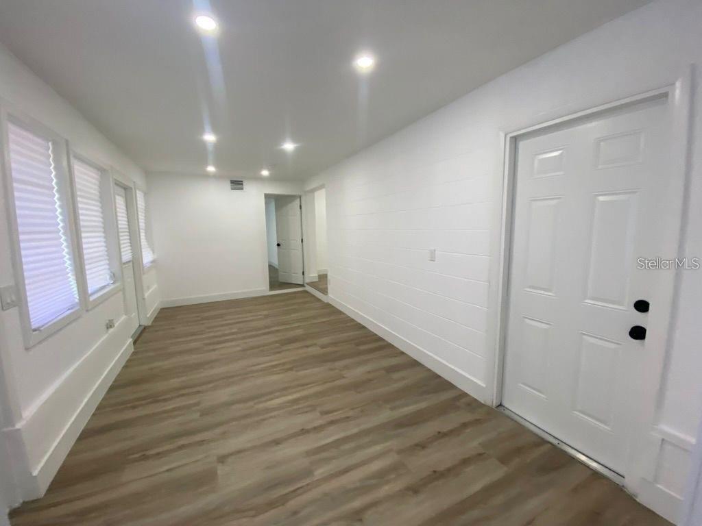 22011 Catherine Ave Property Photo 25