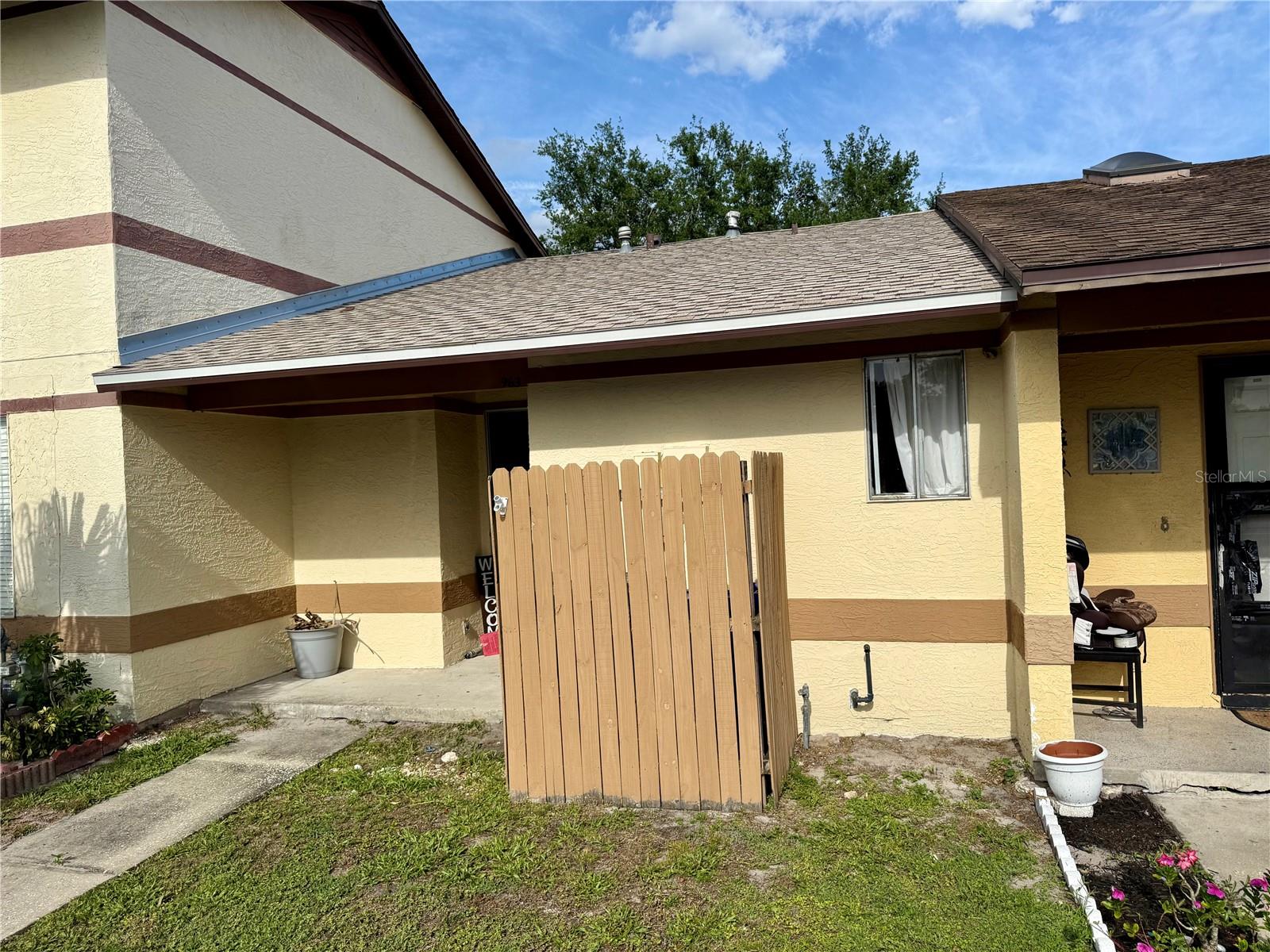 963 Stucki Ter Property Photo