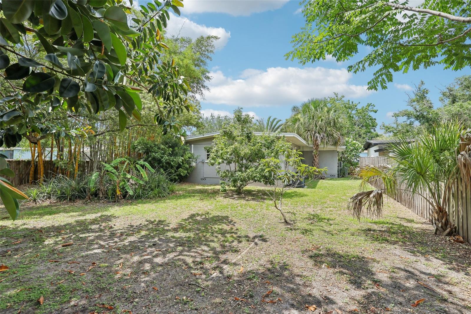 318 E Jersey St Property Photo 40