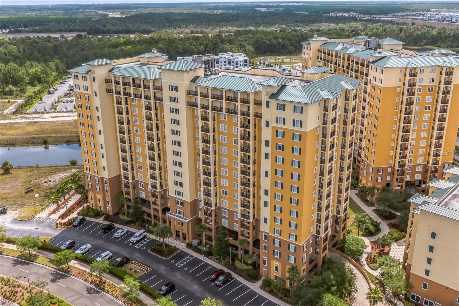 8101 Resort Village Dr #31501 Property Photo