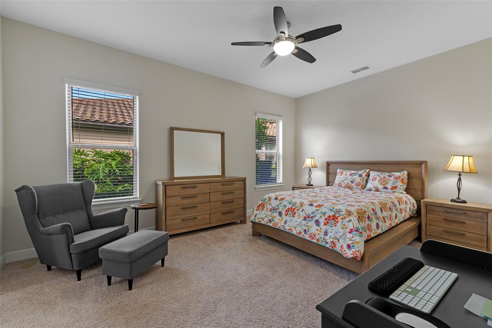 10819 Savona Way Property Photo 18